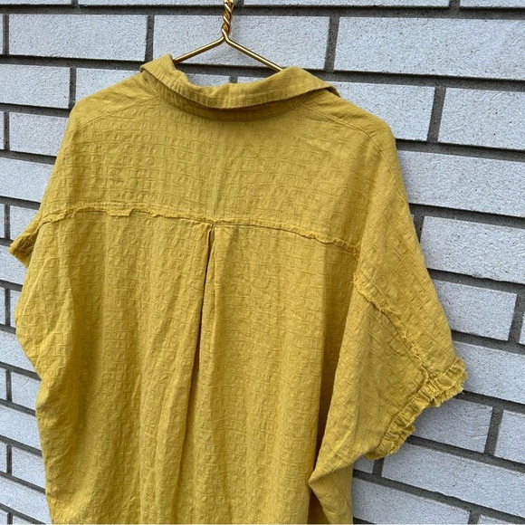 Umgee Gold Mustard Yellow Textured Cotton Button Down High/Low Raw Oversized Top - Picture 8 of 9